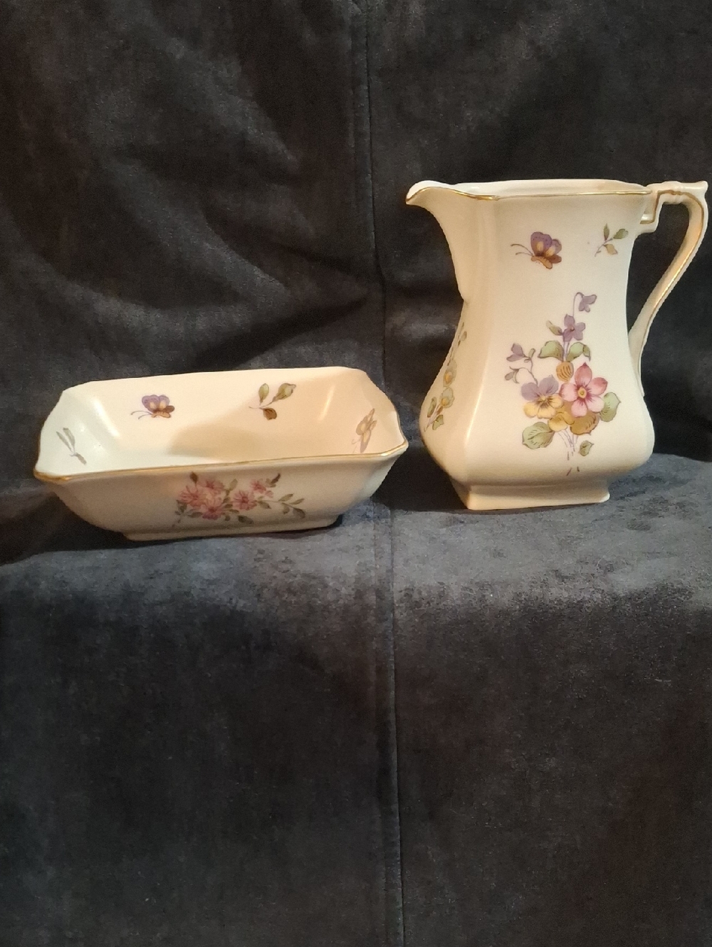 Floral Porcelain Pitcher and Bowl Set - Lavender & Yellow Flowers